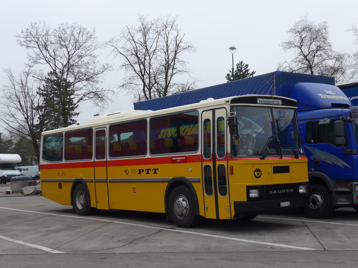 (169'630) - Bernair, M�nsingen - BE 651'182 - Saurer/T�scher (ex Schebath, Lauerz; ex Albin, F�llanden; ex Heim, Flums) am 2. April 2016 in Kemptthal, Rastst�tte