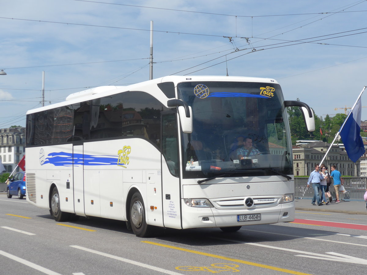 (171'378) - Aus Polen: BP Tour, Lubin - LUB 4404H - Mercedes am 22. Mai 2016 in Luzern, Bahnhofbr�cke