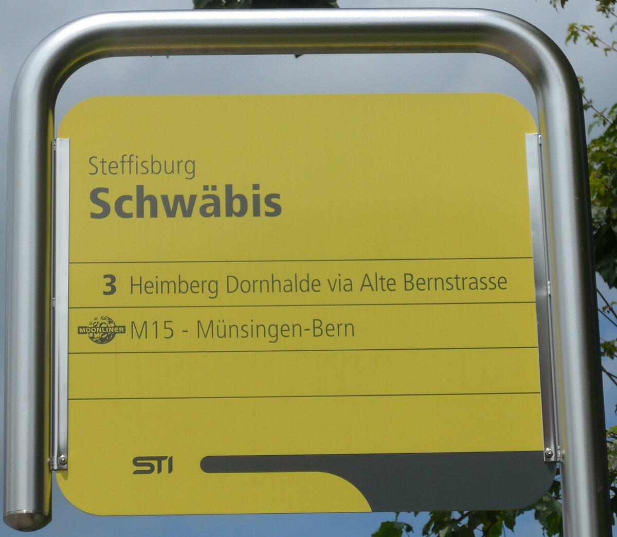 (172'758) - STI-Haltestellenschild - Steffisburg, Schw�bis - am 5. Juli 2016