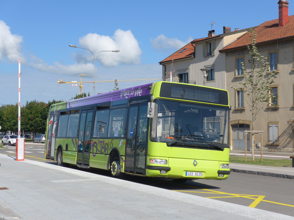 (173'564) - Keolis, Besan�on - Nr. 1880/453 XS 25 - Renault am 1. August 2016 beim Bahnhof Pontarlier