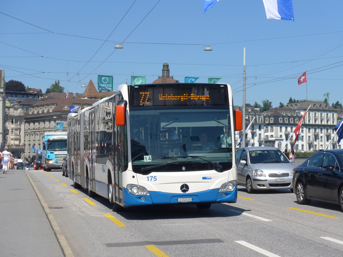 (173'816) - VBL Luzern - Nr. 175/LU 249'493 - Mercedes am 8. August 2016 in Luzern, Bahnhofbr�cke