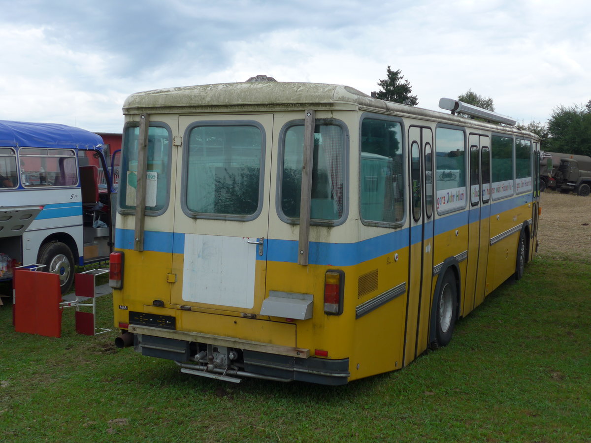 (174'069) - Aus der Schweiz: Hilariverein, Flurlingen - Saurer/Hess (ex P 25'826) am 20. August 2016 in B�singen, Bahnhof