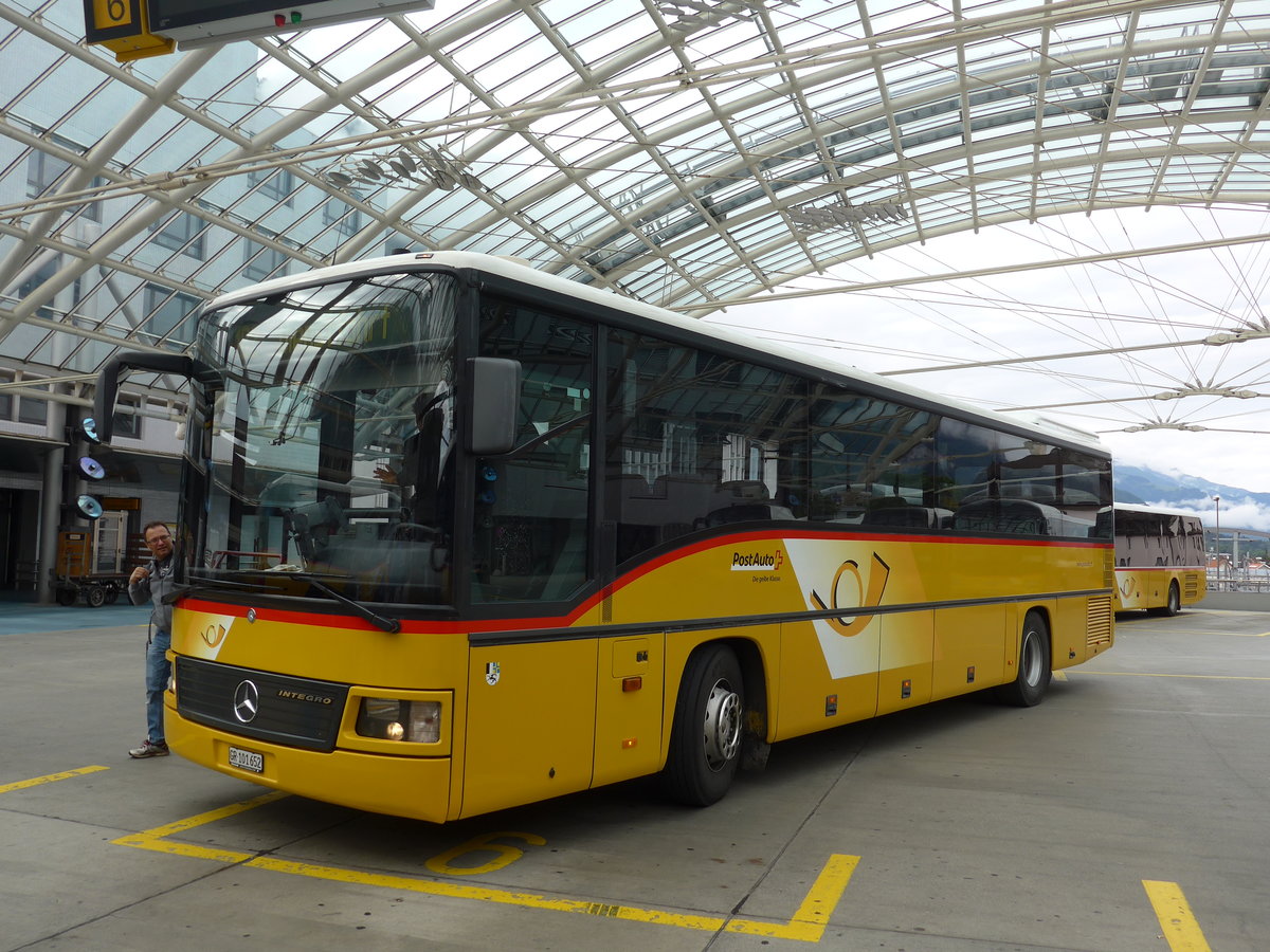 (174'144) - PostAuto Graub�nden - GR 101'652 - Mercedes am 21. August 2016 in Chur, Postautostation