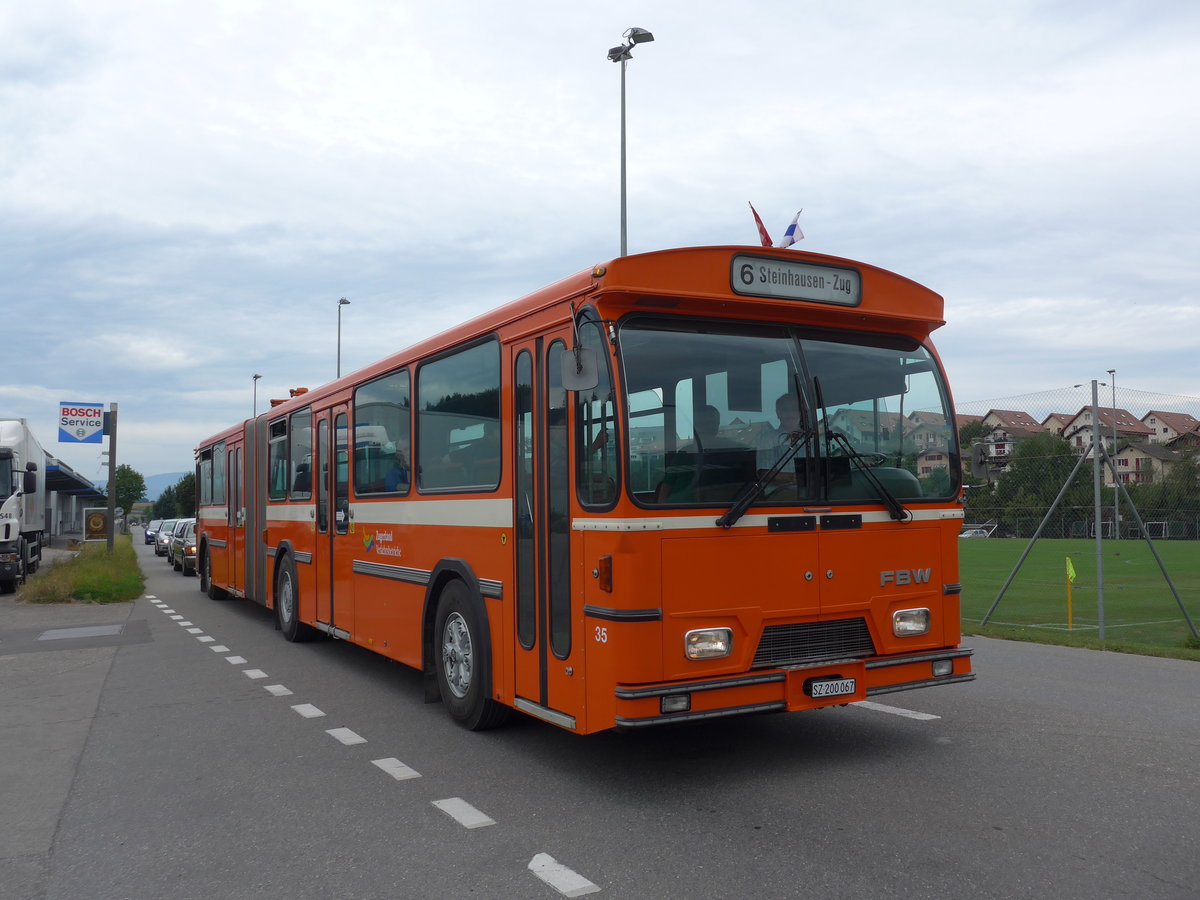 (174'548) - ZVB Zug (RWB) - Nr. 35/SZ 200'067 - FBW/Hess am 4. September 2016 in Sch�pfen, Lyssstrasse