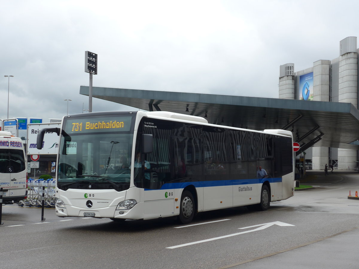 (174'587) - Maag, Kloten - Nr. 46/ZH 596'246 - Mercedes am 5. September 2016 in Z�rich, Flughafen