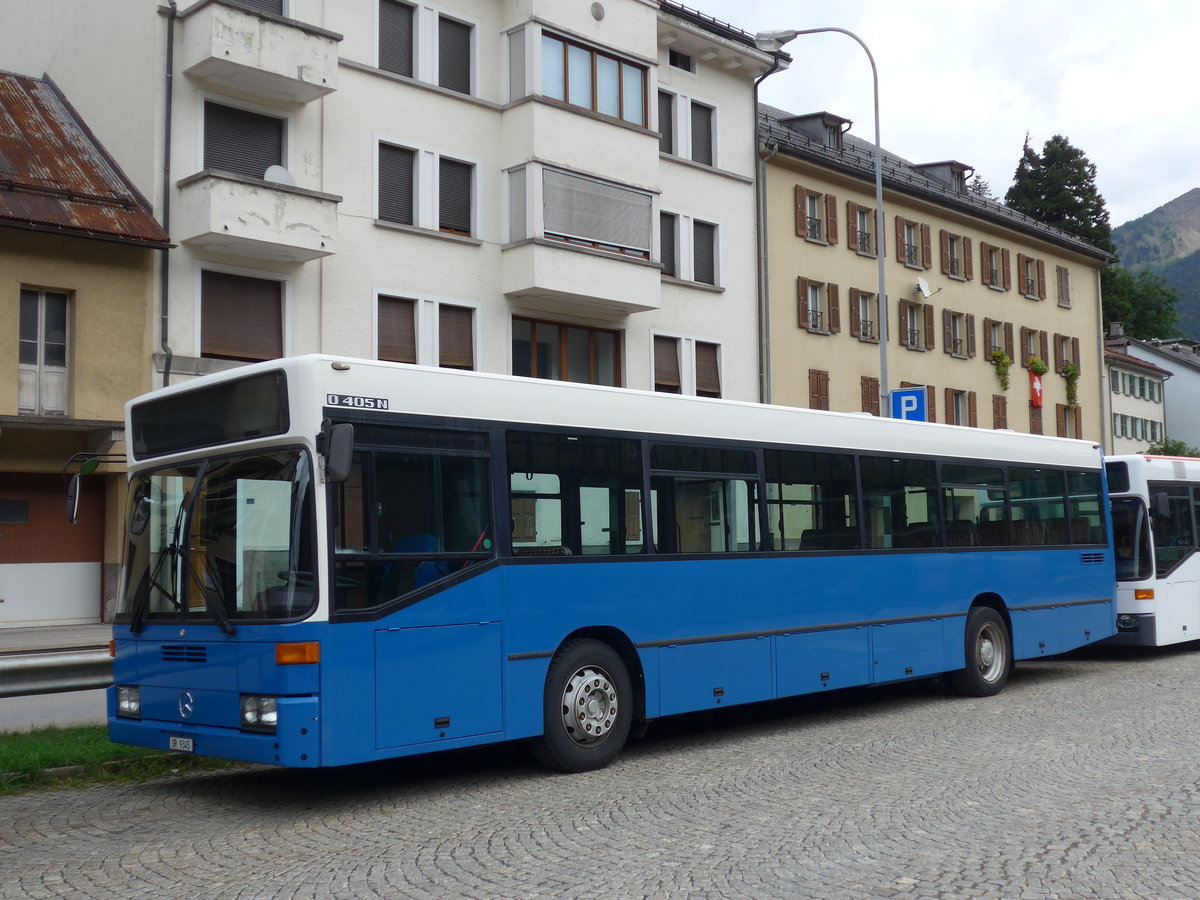 (174'977) - Meyer, G�schenen - UR 9345 - Mercedes (ex VBL Luzern Nr. 555; ex Gowa, Luzern Nr. 55) am 18. September 2016 beim Bahnhof Airolo