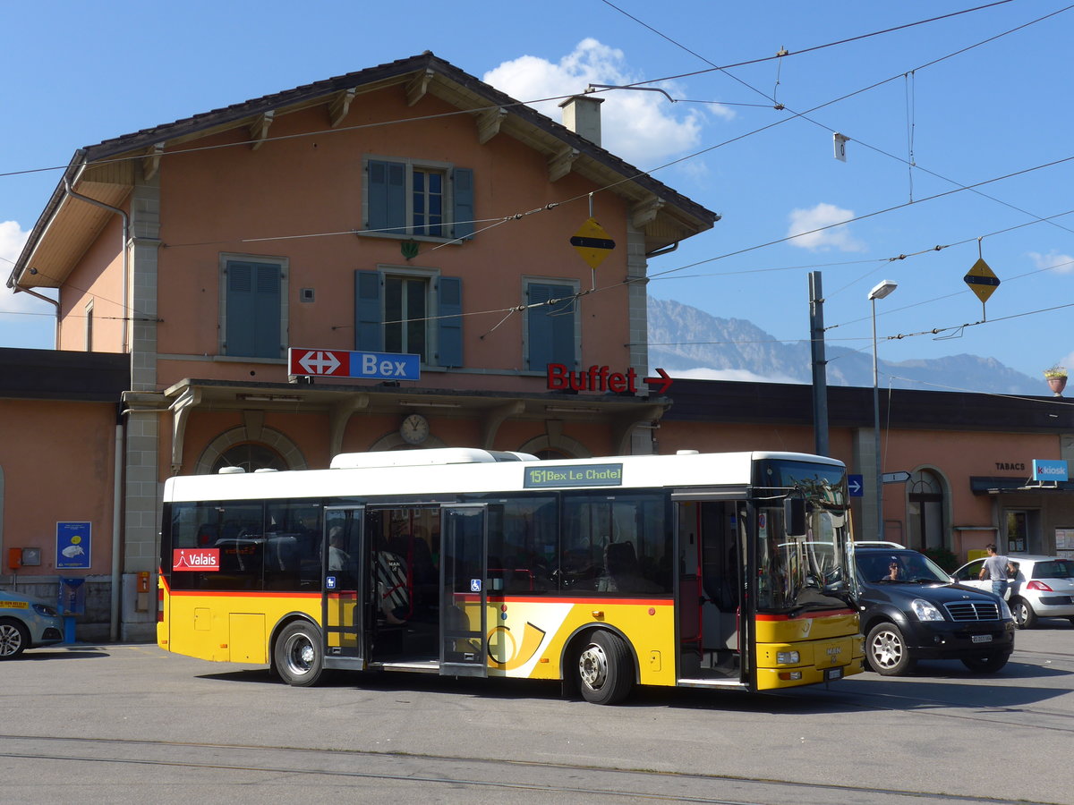 (175'123) - TPC Aigle - VS 107'133 - MAN/G�ppel (ex VD 1261) am 24. September 2016 beim Bahnhof Bex