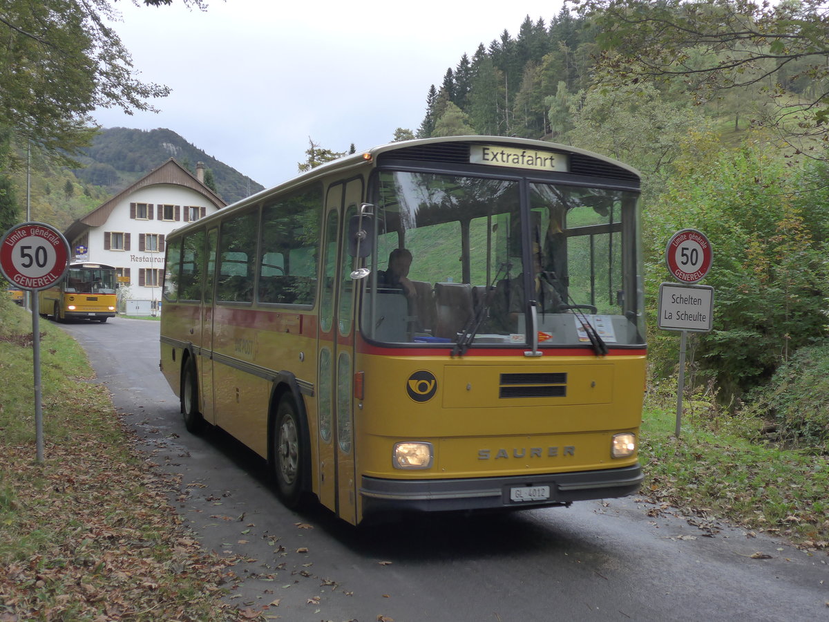 (175'370) - Schmid, Glarus - GL 4012 - Saurer/T�scher (ex Mosimann, Aesch; ex Erne, Full; ex P 24'257) am 2. Oktober 2016 in Schelten, Restaurant Scheltenm�hle