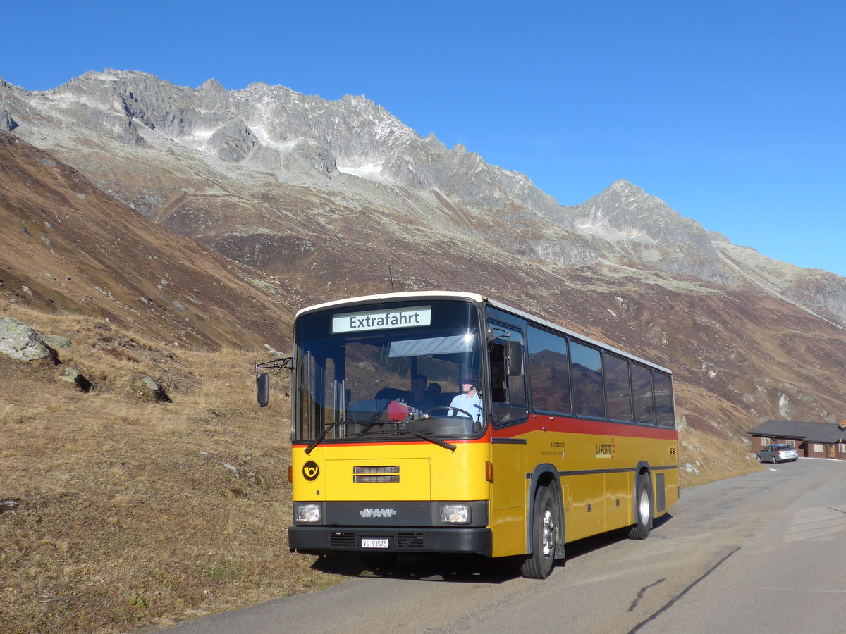 (176'420) - Oser, B�rchen - VS 93'575 - NAW/Lauber (ex Rey, Ayent) am 30. Oktober 2016 am Furkapass (Urnerseite)