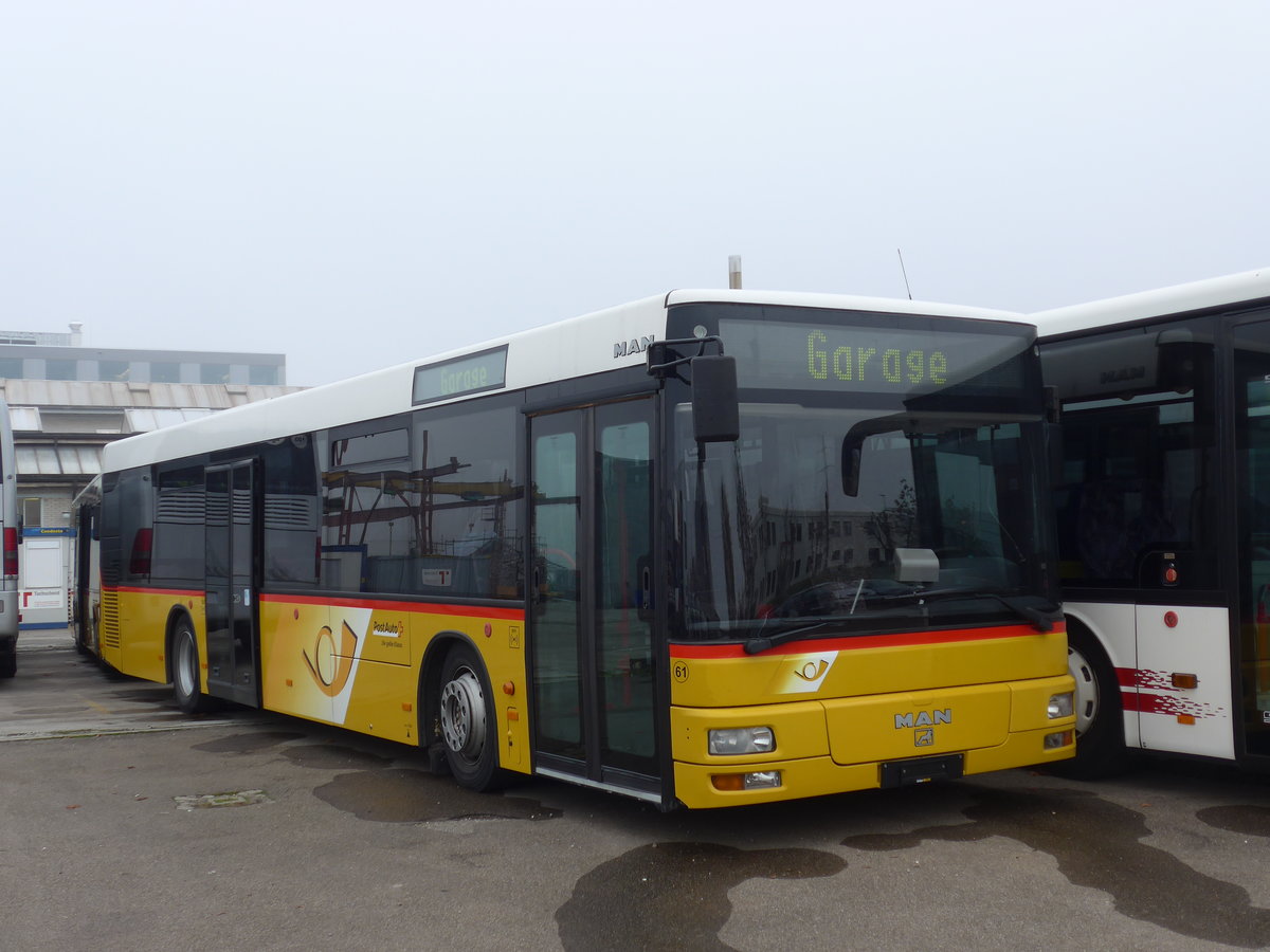 (176'452) - Interbus, Yverdon - Nr. 61 - MAN (ex Geissmann, H�gglingen) am 4. November 2016 in Frauenfeld, Langdorfstrasse