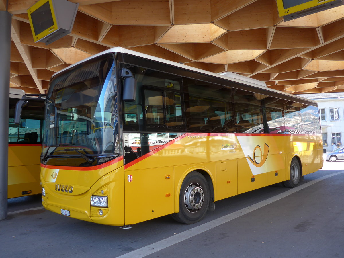(177'265) - TRD, Savi�se - VS 438'818 - Iveco am 18. Dezember 2016 beim Bahnhof Sion