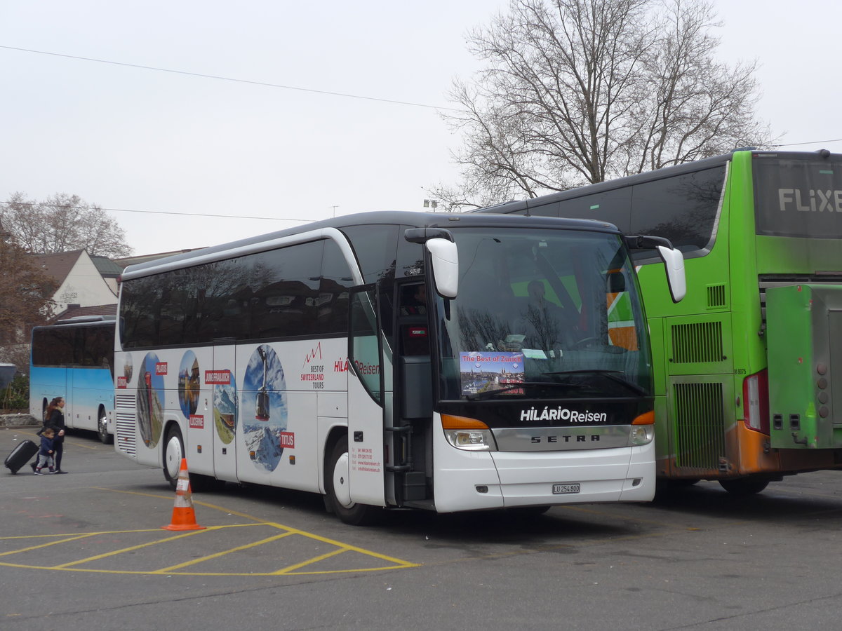 (177'319) - Hil�rio, Sch�tz - LU 254'800 - Setra (ex Marti, Kallnach) am 24. Dezember 2016 in Z�rich, Sihlquai