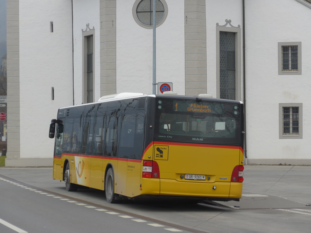 (177'480) - Mattli, Wassen - UR 9261 - MAN am 30. Dezember 2016 in Fl�elen, Hauptplatz