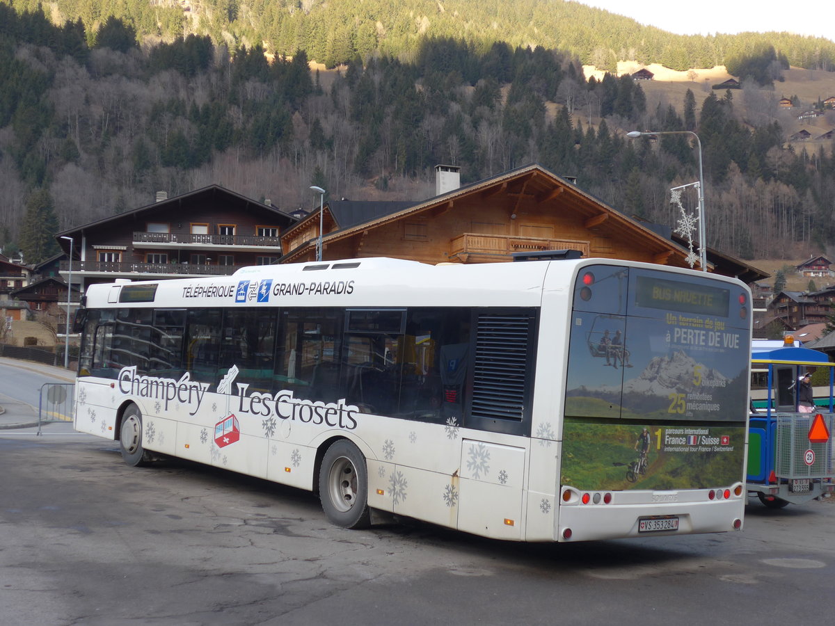(177'564) - TPC Aigle - Nr. 16/VS 353'284 - Solaris (ex ATE Bus, Effretikon Nr. 45) am 2. Januar 2017 beim Bahnhof Champ�ry