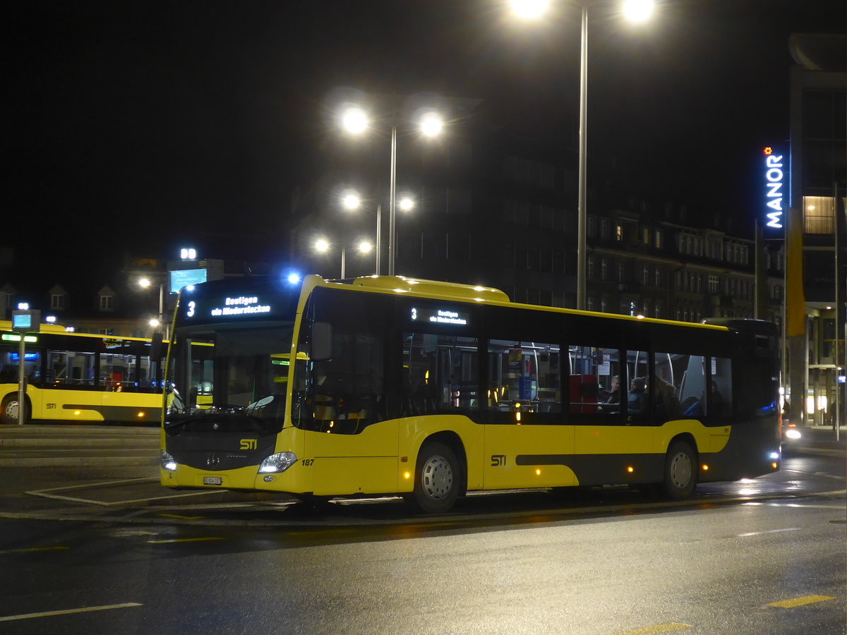 (178'837) - STI Thun - Nr. 187/BE 804'187 - Mercedes am 4. M�rz 2017 beim Bahnhof Thun