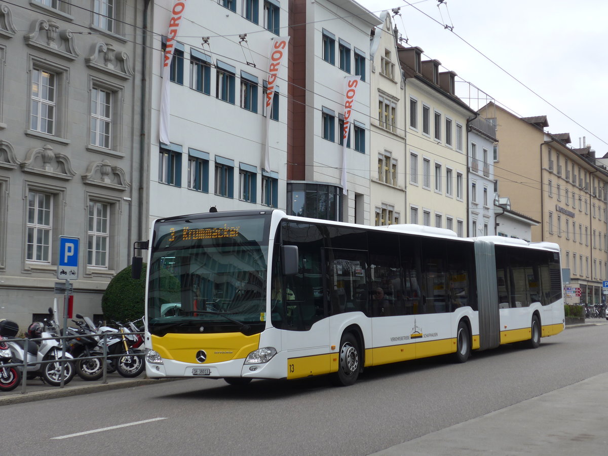 (179'032) - VBSH Schaffhausen - Nr. 13/SH 38'013 - Mercedes am 20. M�rz 2017 beim Bahnhof Schaffhausen