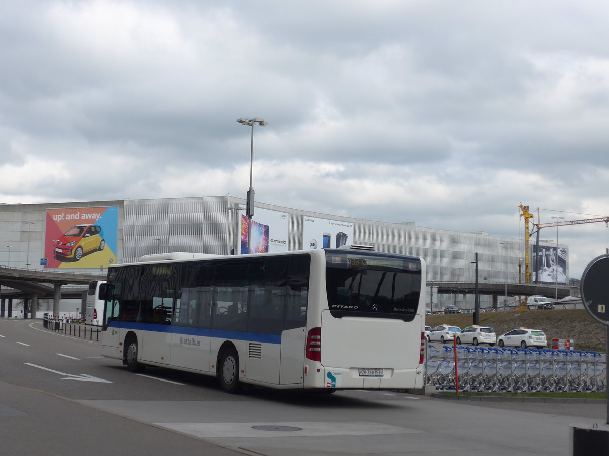 (179'094) - Welti-Furrer, Bassersdorf - Nr. 47/ZH 320'757 - Mercedes (ex Ryffel, Uster Nr. 68) am 20. M�rz 2017 in Z�rich, Flughafen