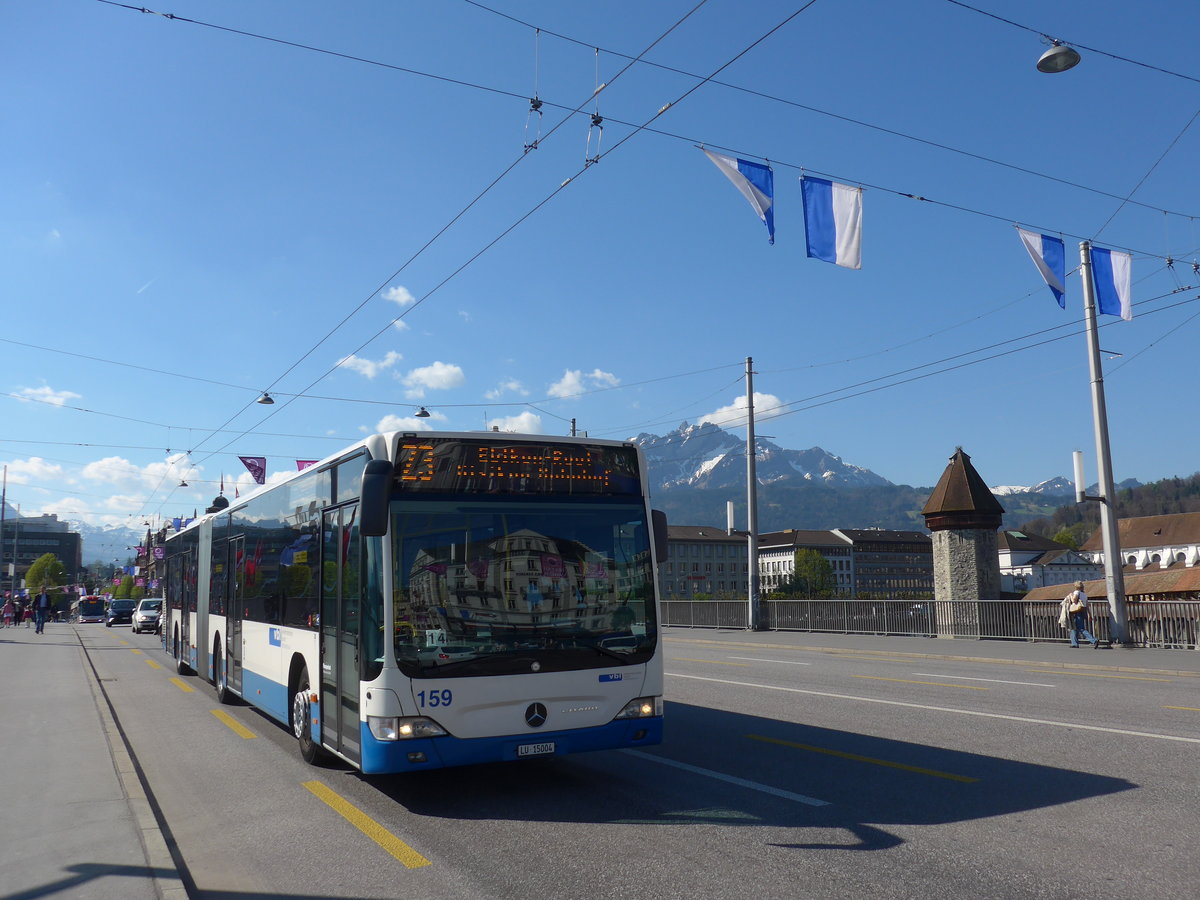 (179'459) - VBL Luzern - Nr. 159/LU 15'004 - Mercedes am 10. April 2017 in Luzern, Bahnhofbr�cke