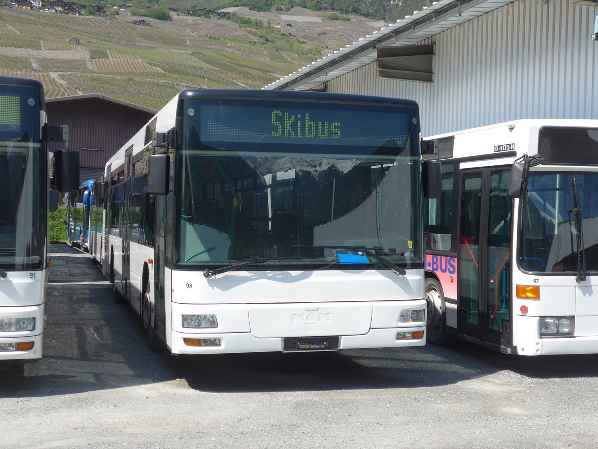(179'944) - Buchard, Leytron - Nr. 98 - MAN (ex TN Neuch�tel Nr. 222) am 30. April 2017 in Leytron, Garage