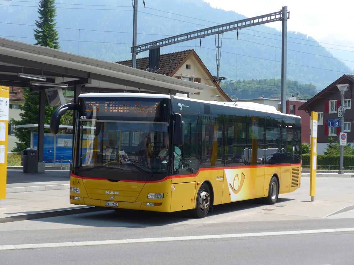 (180'727) - Dillier, Sarnen - Nr. 7/OW 10'040 - MAN/G�ppel am 24. Mai 2017 beim Bahnhof Sarnen