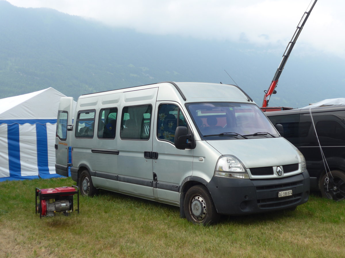 (181'446) - Bhend, M�nchwilen - AG 188'874 - Renault am 24. Juni 2017 in Interlaken, Flugplatz