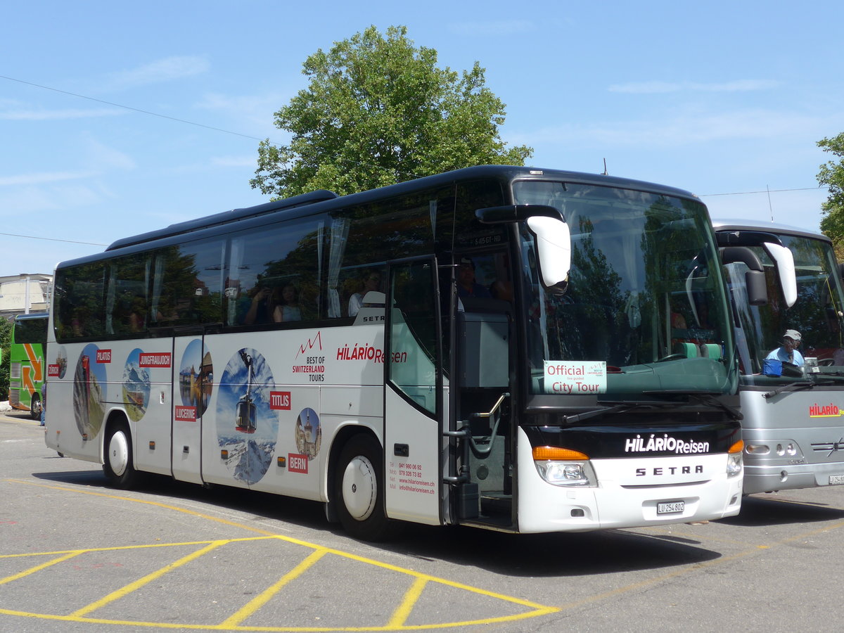 (182'624) - Hil�rio, Sch�tz - LU 254'802 - Setra (ex Marti, Kallnach) am 3. August 2017 in Z�rich, Sihlquai