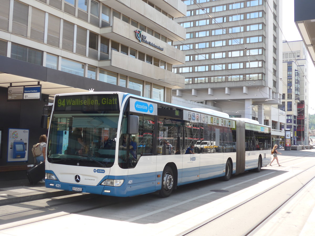 (182'631) - VBZ Z�rich - Nr. 421/ZH 745'421 - Mercedes am 3. August 2017 beim Bahnhof Z�rich-Oerlikon