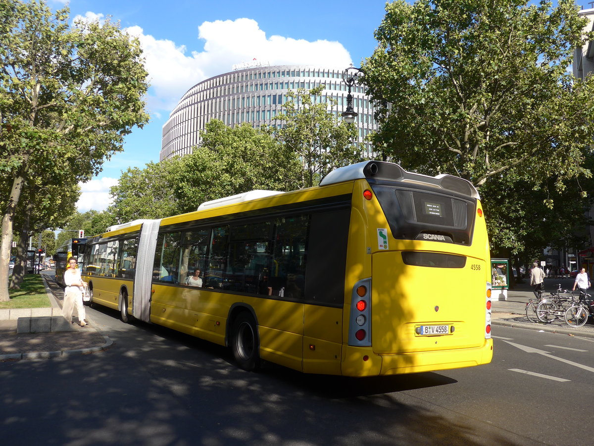 (183'234) - BVG Berlin - Nr. 4558/B-V 4558 - Scania am 9. August 2017 in Berlin, Kurf�rstendamm