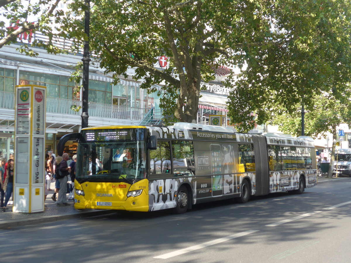 (183'241) - BVG Berlin - Nr. 4550/B-V 4550 - Scania am 9. August 2017 in Berlin, Kurf�rstendamm