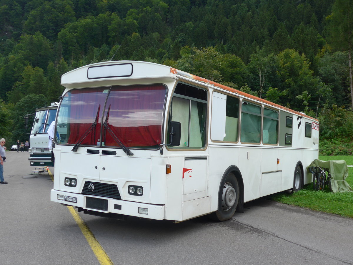 (183'602) - Leutwiler, Mettmenstetten - ZH 797'087 - Saurer/Hess (ex Bl�ttler, Maisprach, ex BGU Grenchen Nr. 12) am 19. August 2017 in Unterbach, Rollfeld