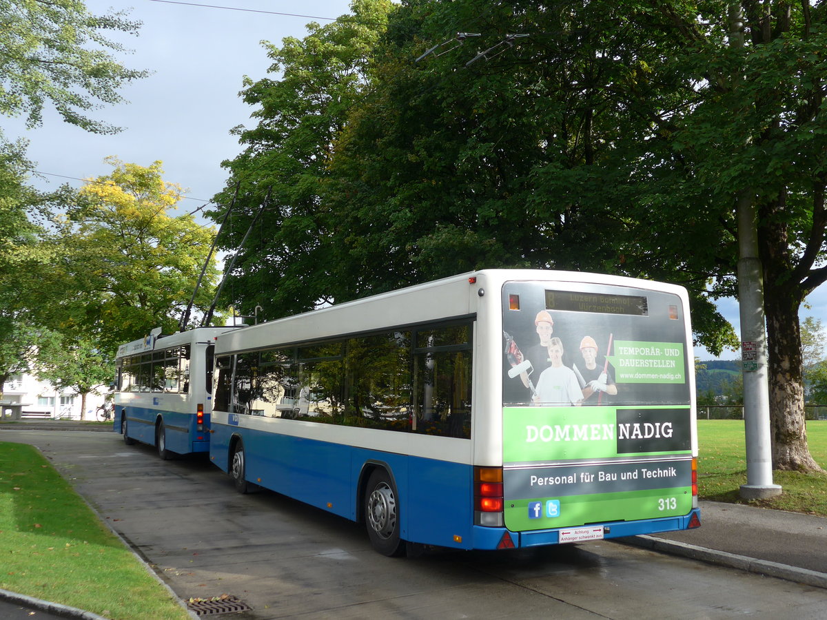 (185'151) - VBL Luzern - Nr. 313 - Lanz+Marti/Hess Personenanh�nger am 18. September 2017 in Luzern, Hirtenhof