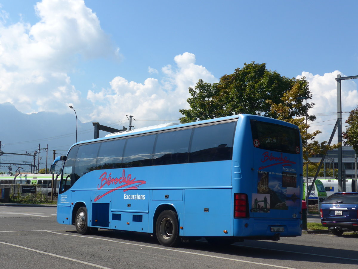 (185'193) - B�roche, Boudry - NE 133'670 - Volvo am 24. September 2017 in Thun, Seestrasse