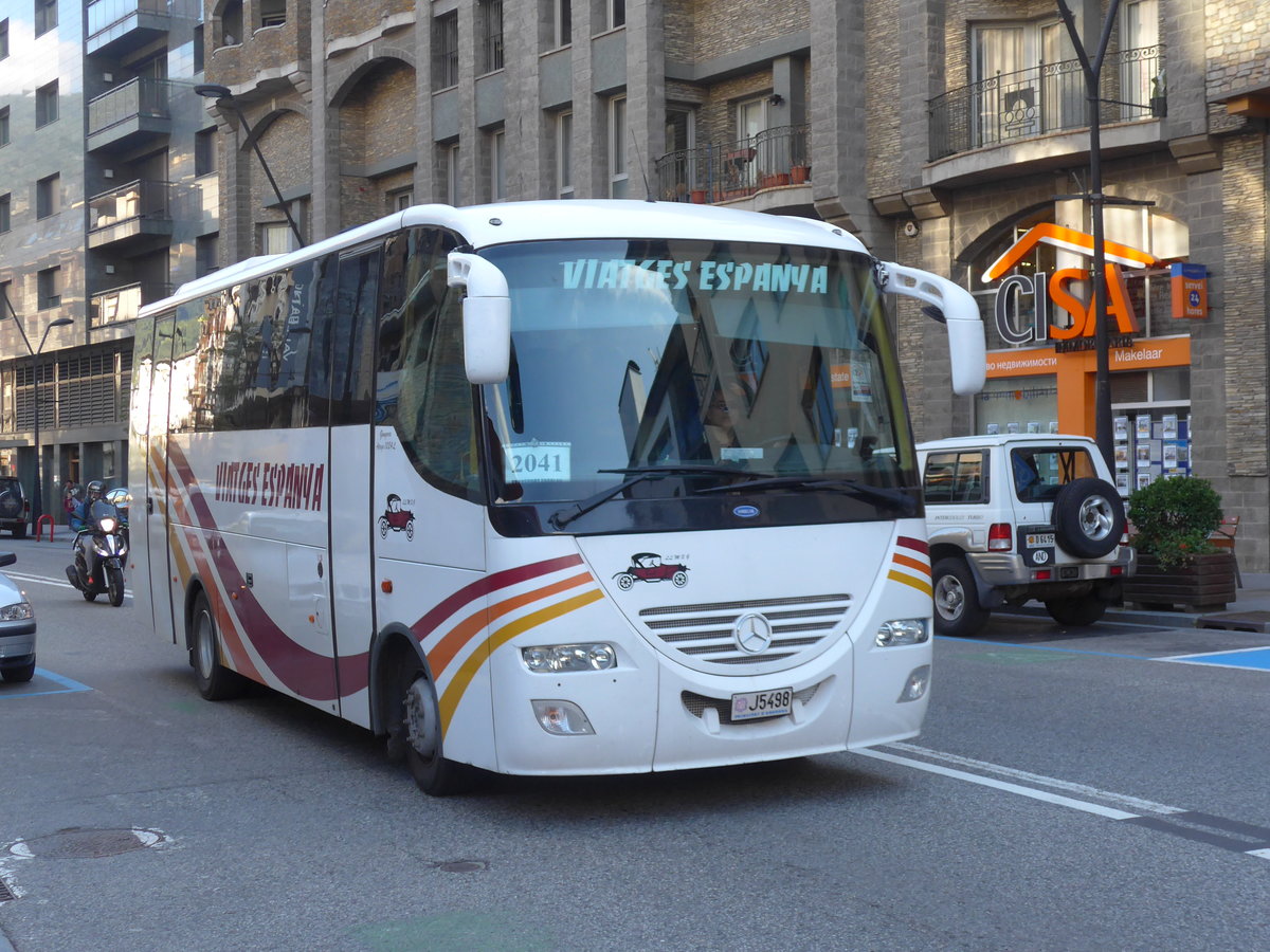 (185'418) - Viatges Espanya, Sant Juli� de L�ria - J5498 - Mercedes/Indcar am 27. September 2017 in La Massana, Les Entrades