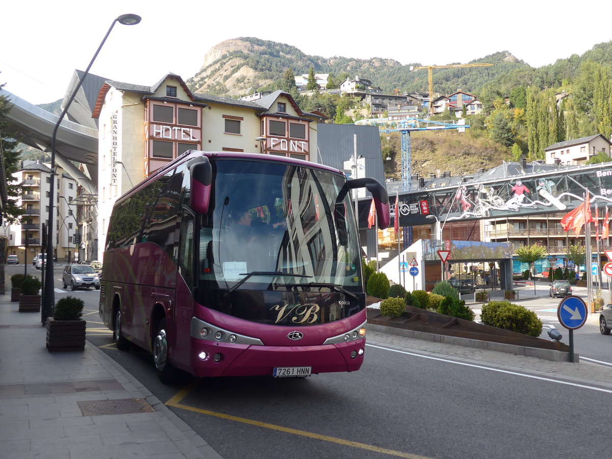 (185'559) - Aus Spanien: Vil� Betriu, Organy� - 7261 HNN - MAN/Beulas am 28. September 2017 in La Massana, Centre de la Vila