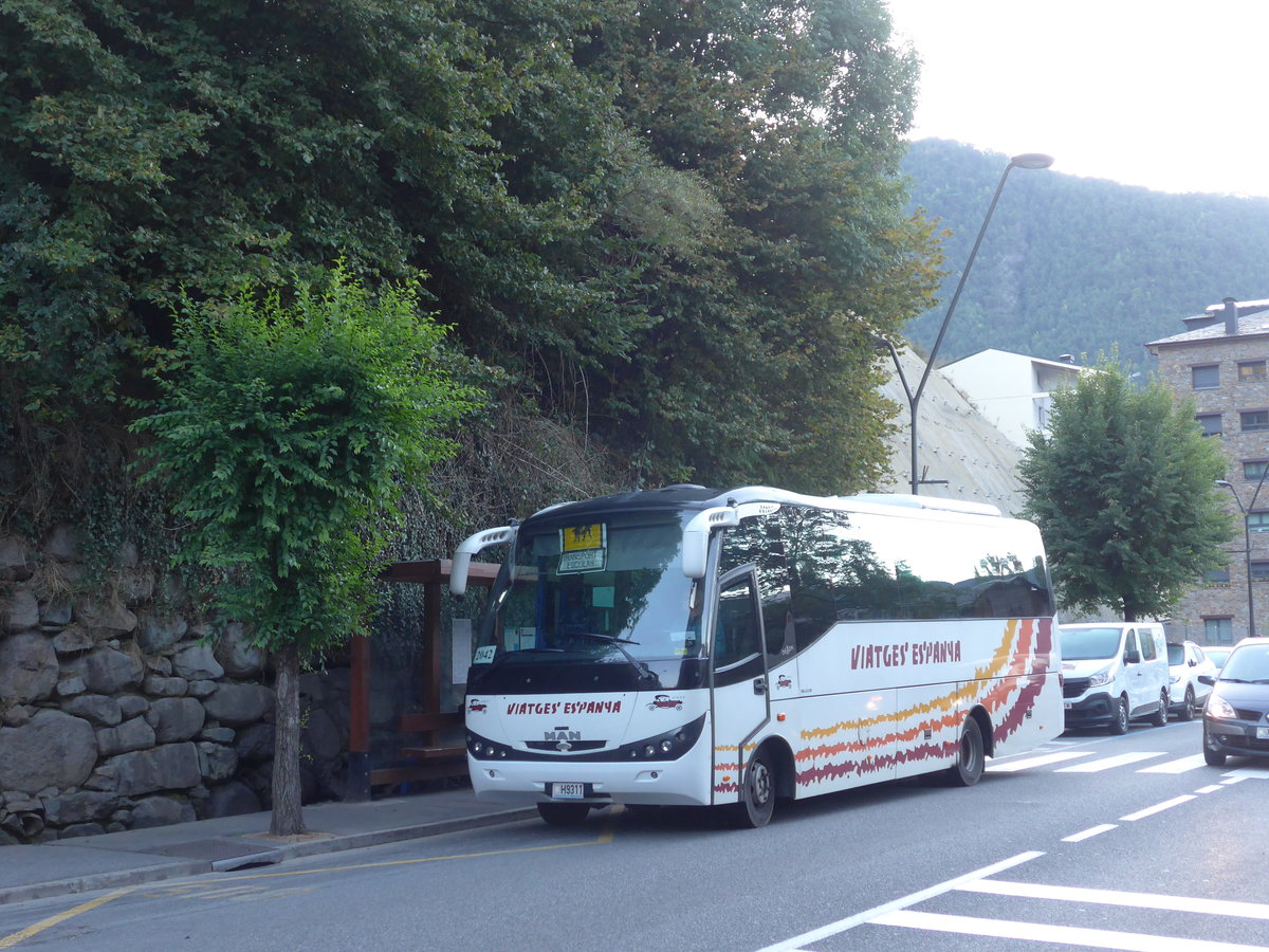 (185'600) - Viatges Espanya, Sant Juli� de L�ria H9311 - MAN/Beulas am 29. September 2017 in La Massana, El Pui