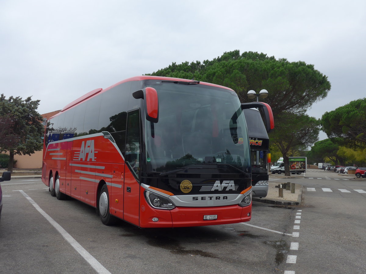 (185'729) - Aus der Schweiz: AFA Adelboden - Nr. 16/BE 21'181 - Setra am 30. September 2017 in Mont�limar, Rastst�tte