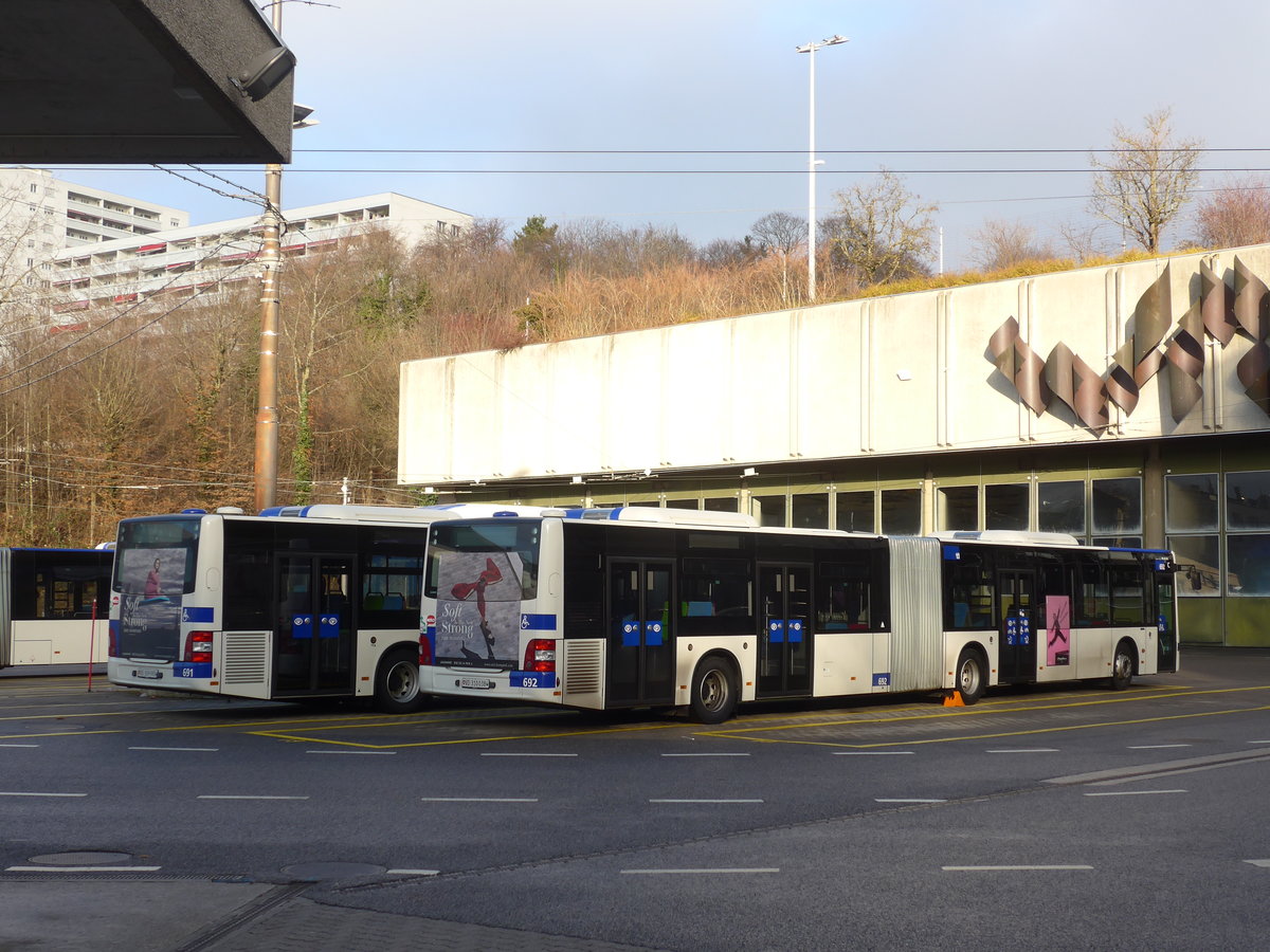 (187'122) - TL Lausanne - Nr. 692/VD 310'038 - MAN am 23. Dezember 2017 in Lausanne, D�p�t Borde