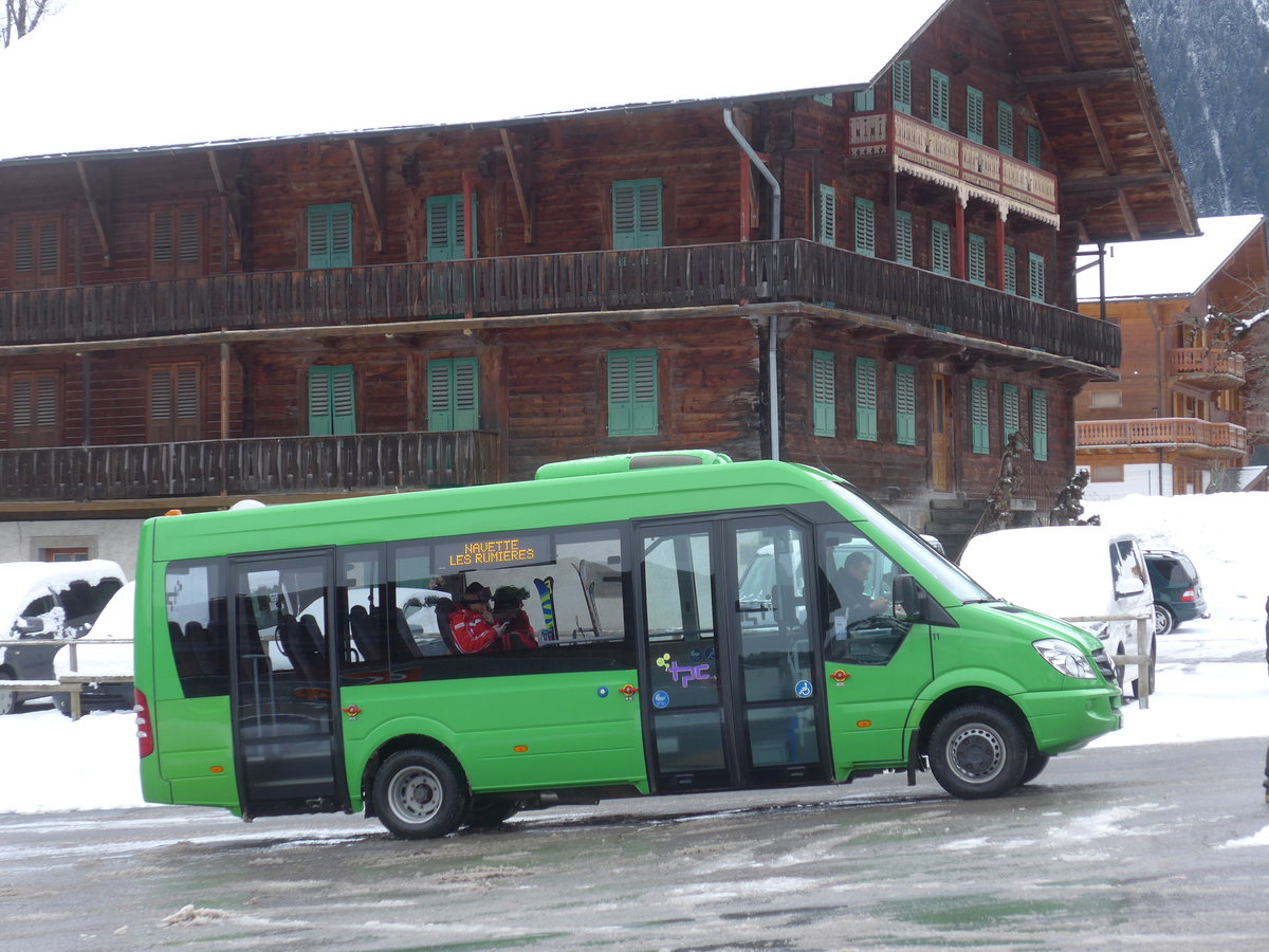 (188'007) - TPC Aigle - Nr. 11/VS 414'462 - Mercedes am 20. Januar 2018 beim Bahnhof Champ�ry