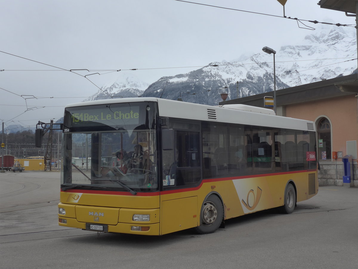 (188'020) - TPC Aigle - VS 107'133 - MAN/G�ppel (ex VD 1261) am 20. Januar 2018 beim Bahnhof Bex