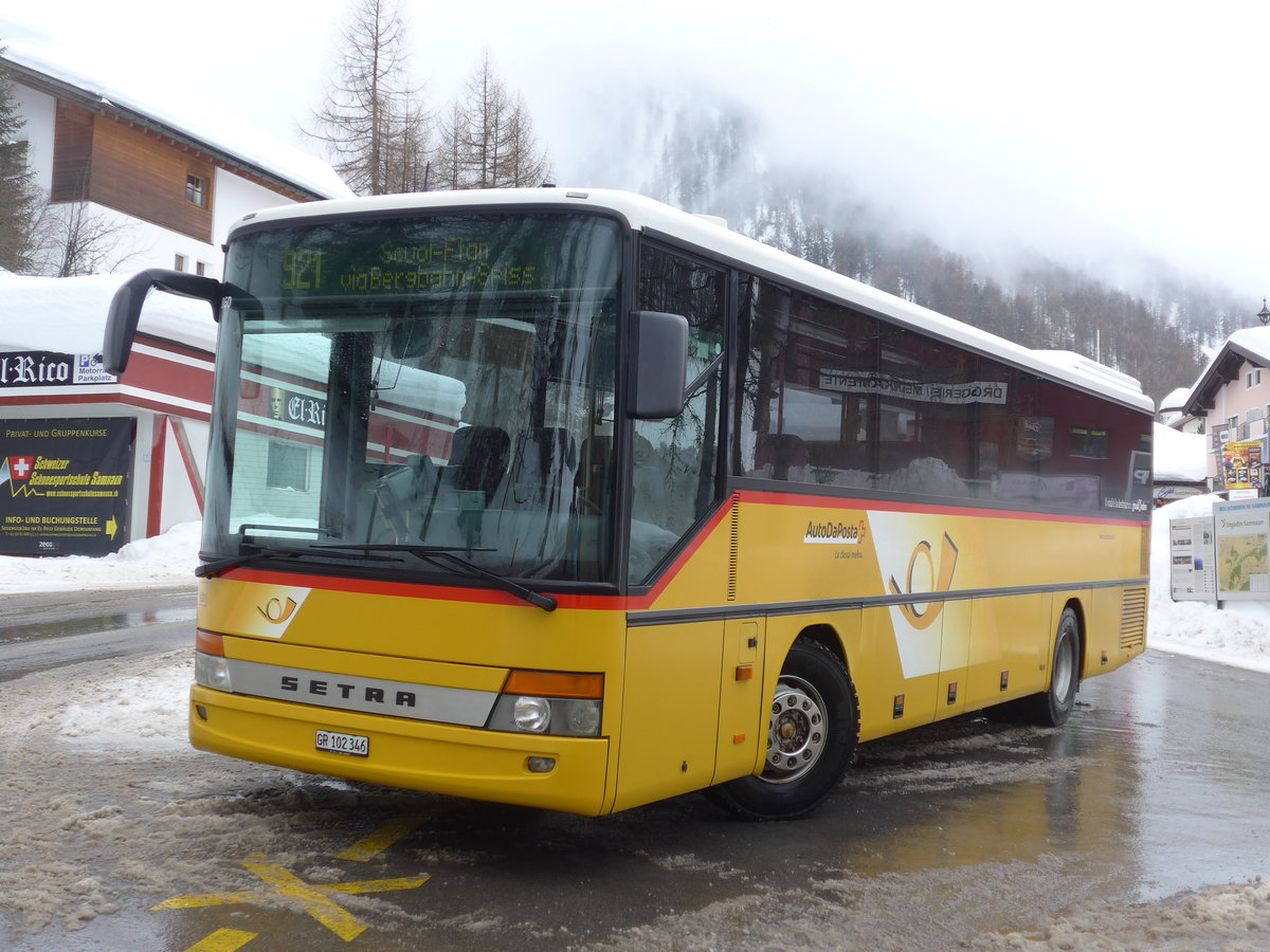 (188'765) - PostAuto Graub�nden - GR 102'346 - Setra am 16. Februar 2018 in Samnaun, Post