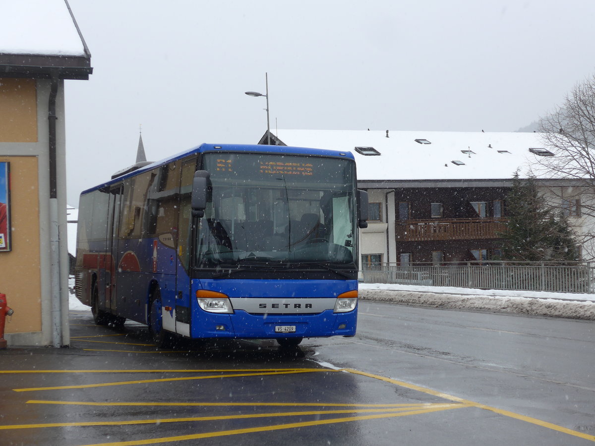 (189'006) - TPC Aigle - Nr. 9/VS 4209 - Setra am 3. M�rz 2018 beim Bahnhof Troistorrents