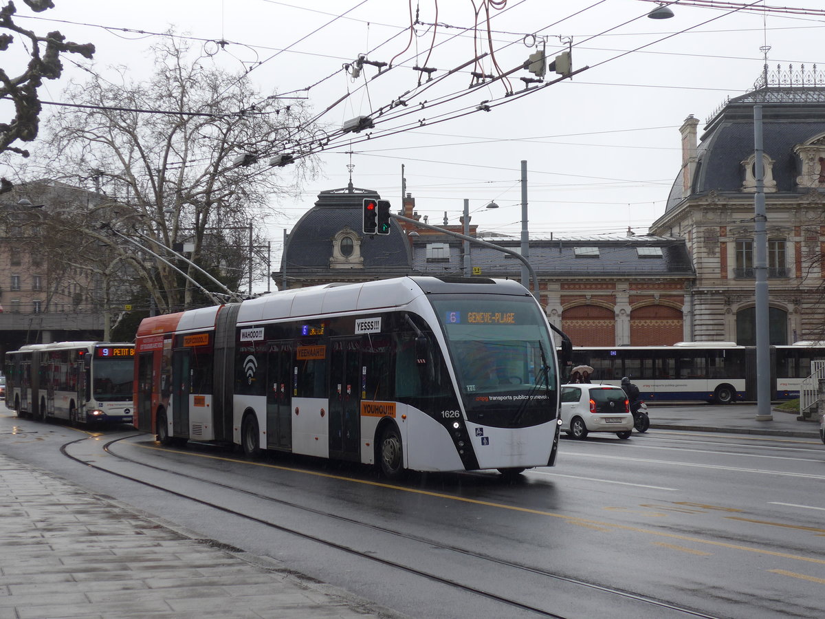 (189'191) - TPG Gen�ve - Nr. 1626 - Van Hool Gelenktrolleybus am 12. M�rz 2018 in Gen�ve, Place des Vingt-Deux-Cantons