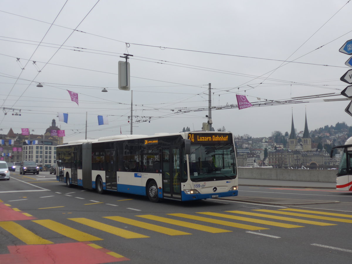 (189'340) - VBL Luzern - Nr. 159/LU 15'004 - Mercedes am 17. M�rz 2018 beim Bahnhof Luzern