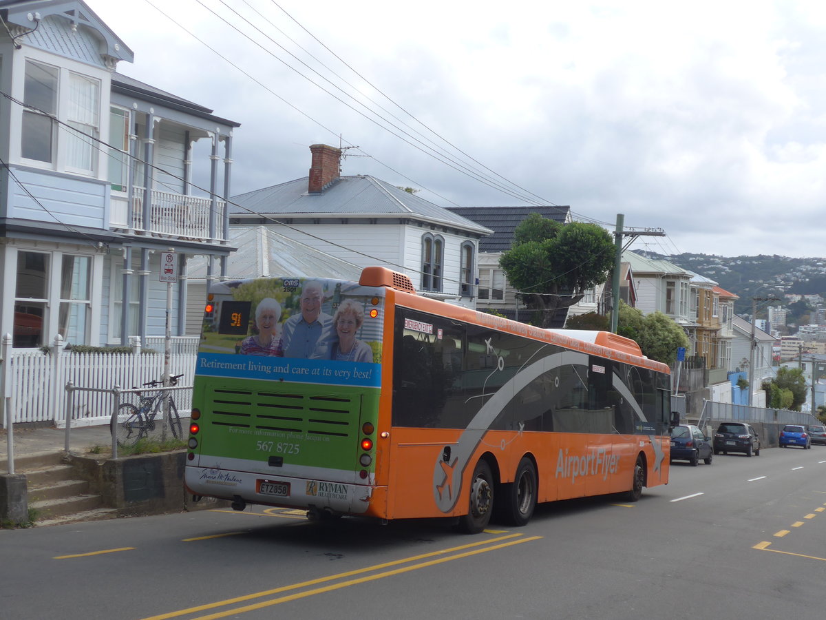 (191'797) - Airport Flyer, Wellington - Nr. 2501/ETZ858 - Scania/KiwiBus am 27. April 2018 in Wellington, Hataitai Bus Tunnel