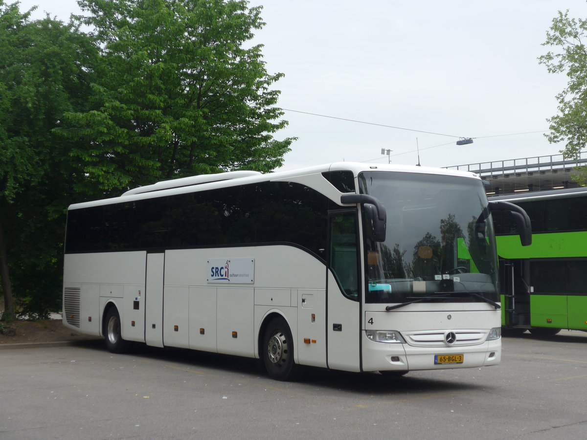 (192'308) - Aus Holland: Lanting, Hoogeveen - Nr. 4/65-BGL-3 - Mercedes am 3. Mai 2018 in Z�rich, Sihlquai