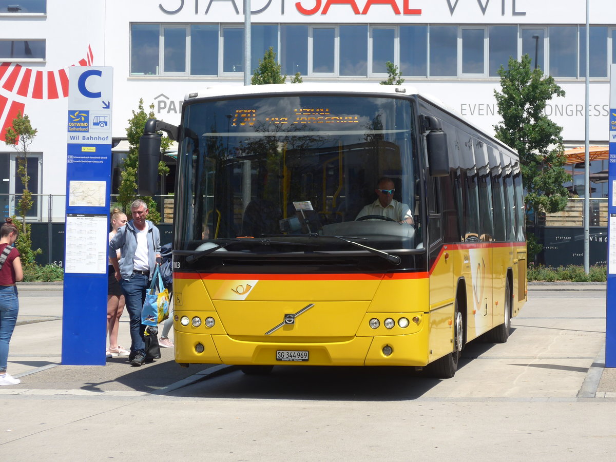 (194'585) - Schmidt, Oberb�ren - SG 344'969 - Volvo am 7. Juli 2018 beim Bahnhof Wil