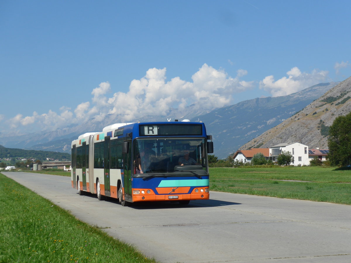 (196'015) - Ruffiner, Turtmann - VS 320'725 - Volvo (ex Globe-Limo, Gen�ve Nr. 354; ex TPG Gen�ve Nr. 354) am 19. August 2018 in Turtmann, Flugplatz