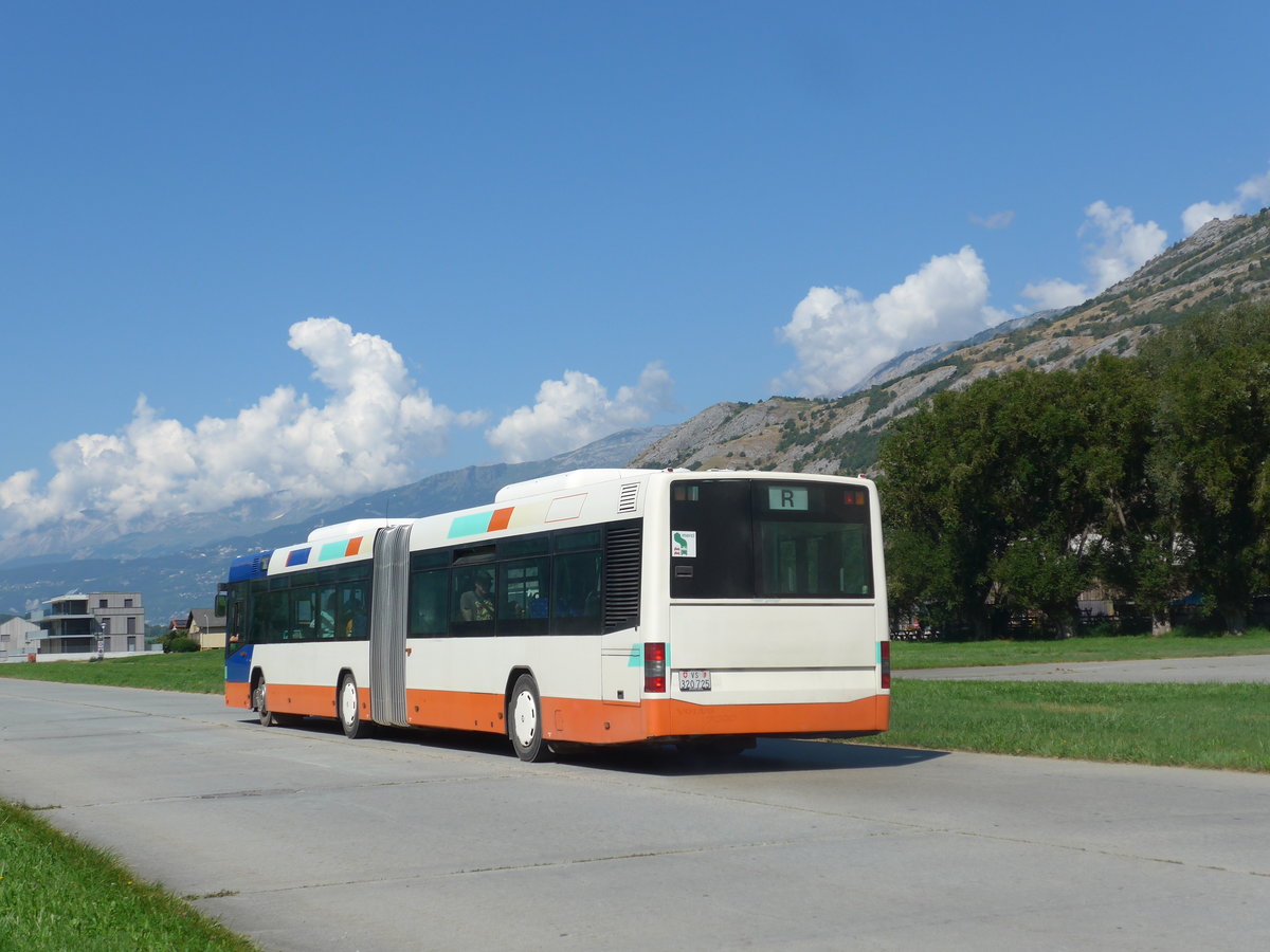 (196'028) - Ruffiner, Turtmann - VS 320'725 - Volvo (ex Globe-Limo, Gen�ve Nr. 354; ex TPG Gen�ve Nr. 354) am 19. August 2018 in Turtmann, Flugplatz