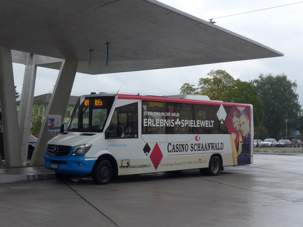 (196'318) - RTB Altst�tten - Nr. 24/SG 392'941 - Mercedes/Kutsenits am 1. September 2018 beim Bahnhof Buchs