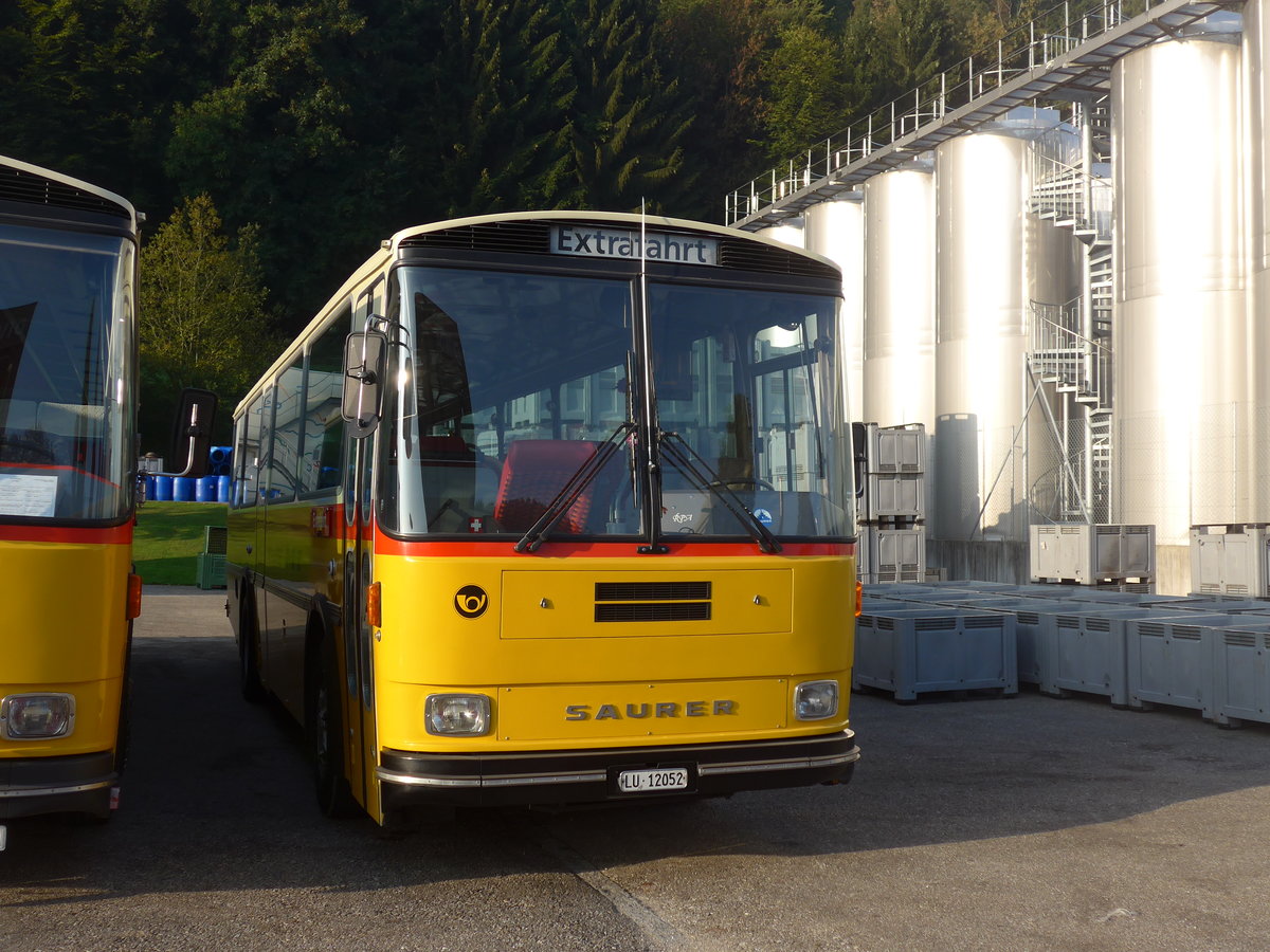 (197'977) - Amstein, Willisau - LU 15'052 - Saurer/T�scher (ex Allemann, Niederbipp; ex Semadeni, Poschiavo; ex Kasper, Poschiavo; ex PostAuto Graub�nden; ex P 24'285) am 30. September 2018 in Willisau, Altes Zeughaus